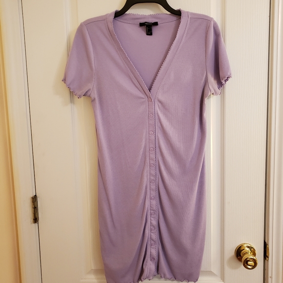 Dress - Picture 1 of 3